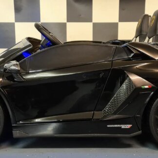 LAMBORGHINI AVENTADOR 24V, 2 PLAZAS, DRIFT PARA DERRAPAR, NEGRO - INDA260-KI4-LEG6951078